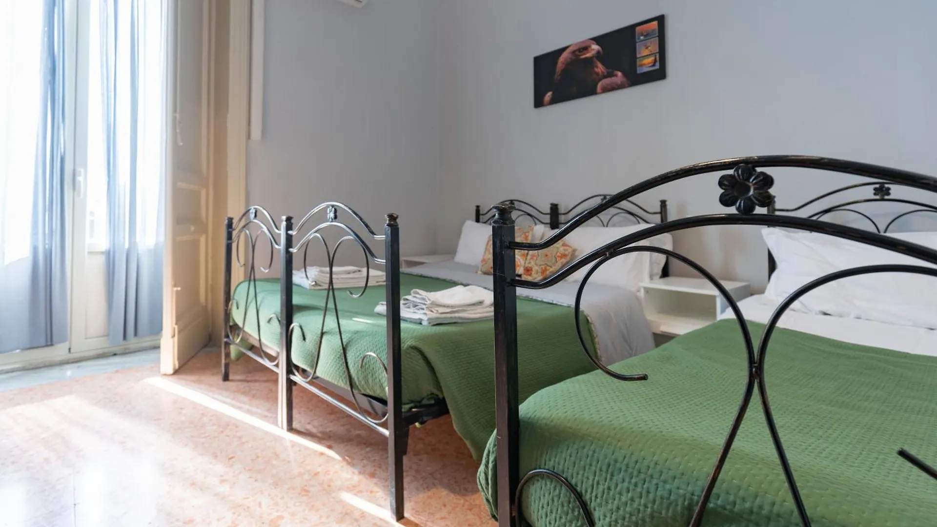 Couette-café Bed and Breakfast Tra L'Etna E Il Mare Via Oberdan à Catane