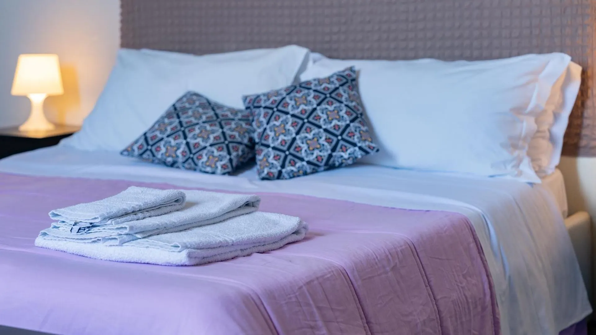 Tra L'Etna E Il Mare Via Oberdan Bed & Breakfast Katanya İtalya