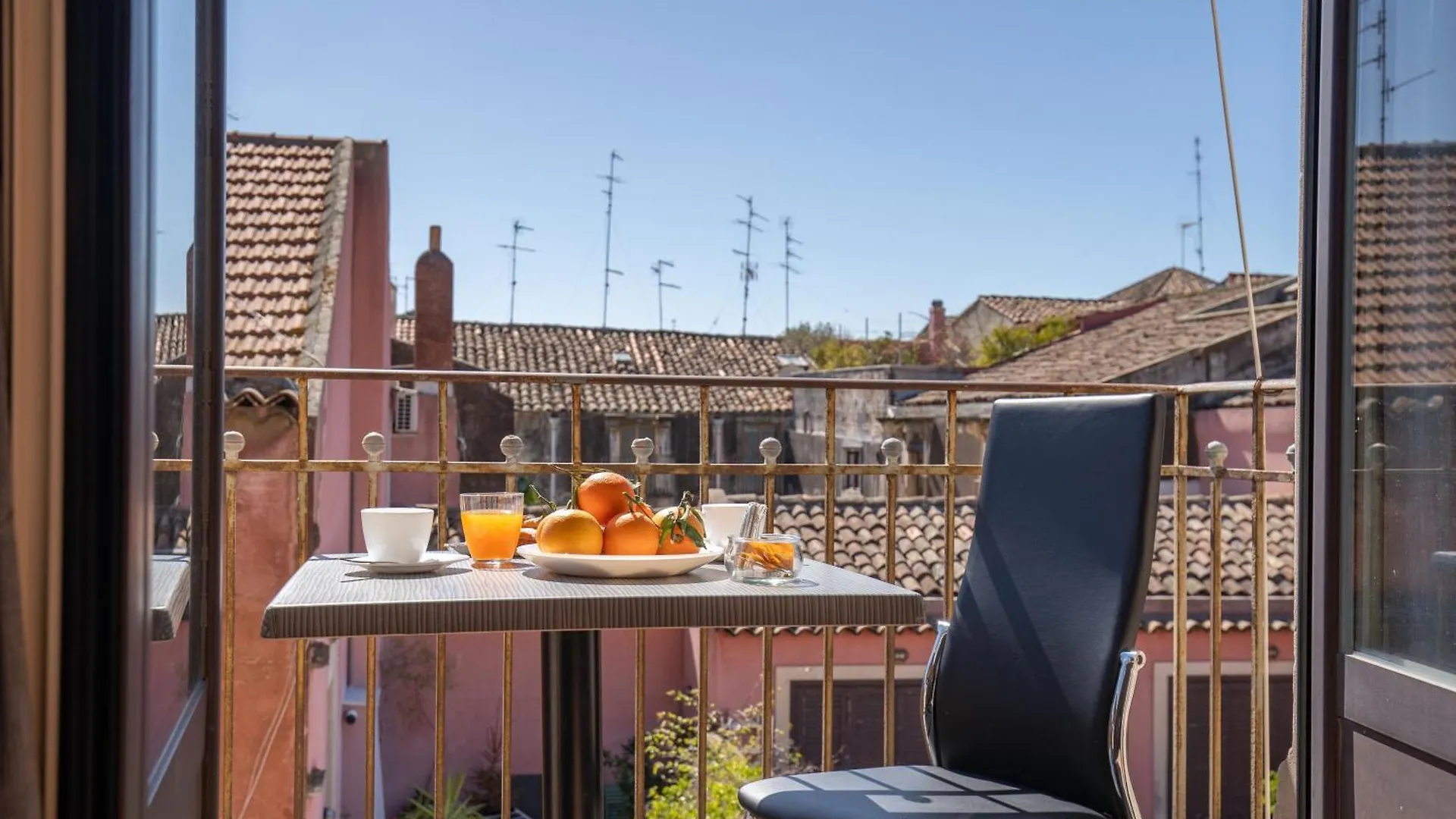 Tra L'Etna E Il Mare Via Oberdan Bed & Breakfast Katanya